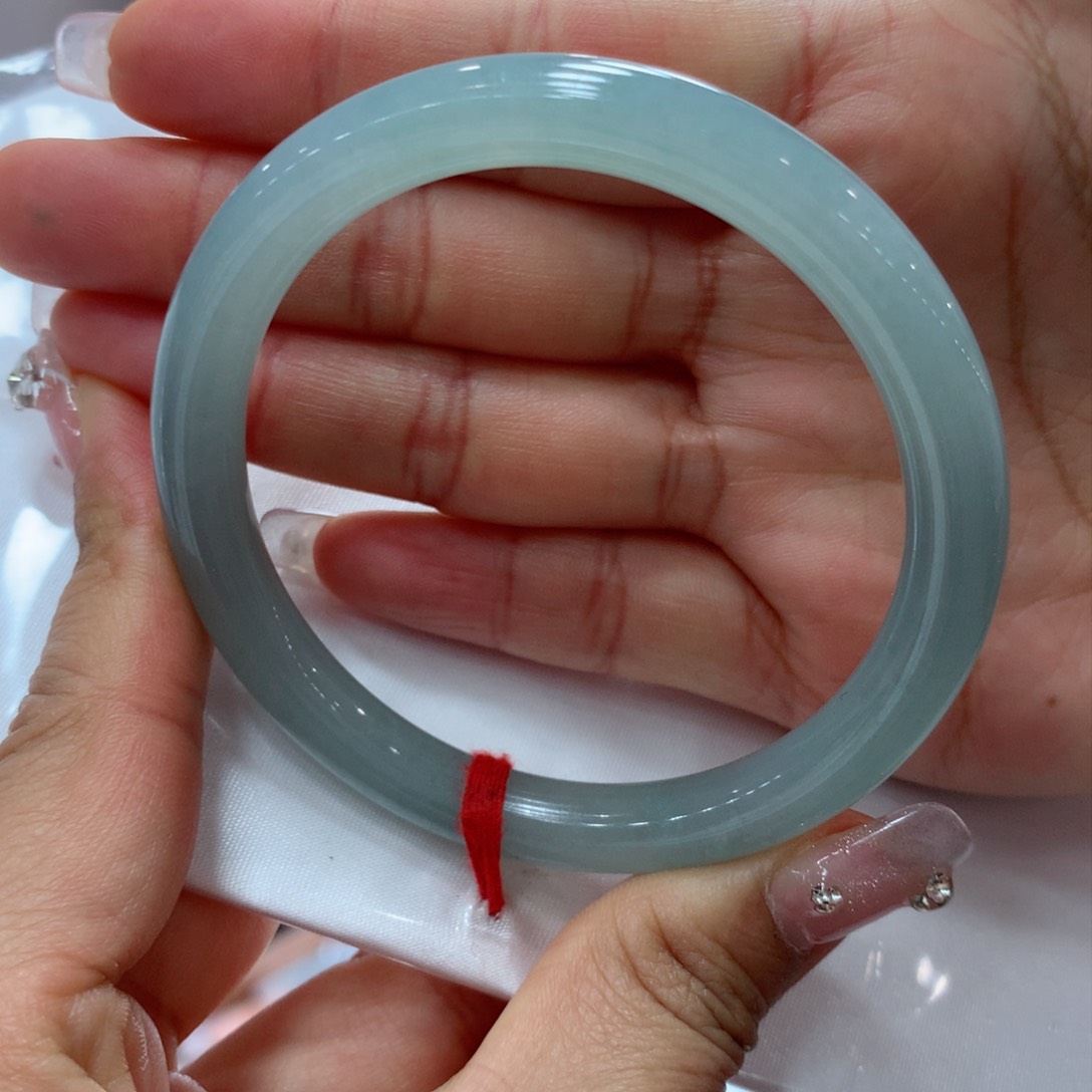 翡翠手镯未镶嵌买断