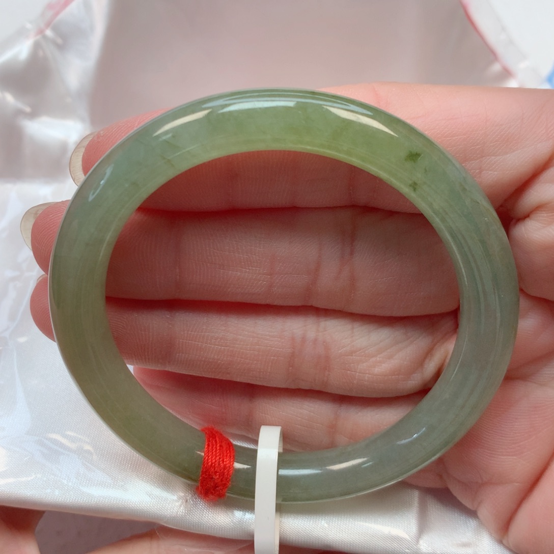 翡翠手镯未镶嵌51圆条 茶黄翡 特色镯