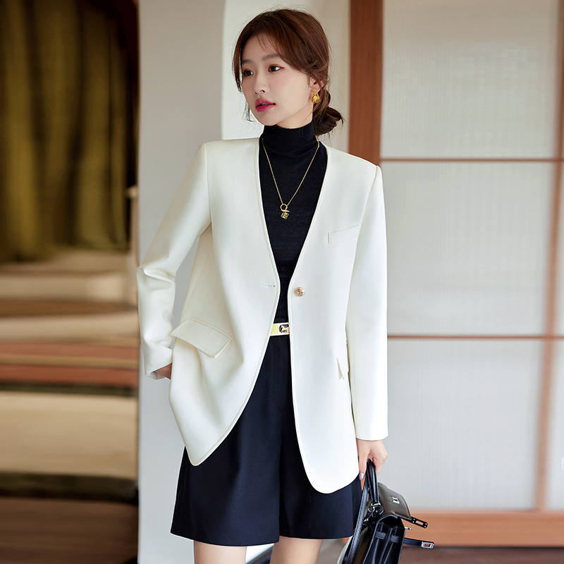 白色小西装外套女2025新款春秋高级感中长款休闲气质显瘦西服上衣