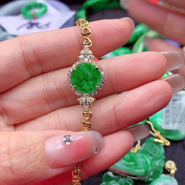 翡翠颈饰银S925镶嵌翡翠
