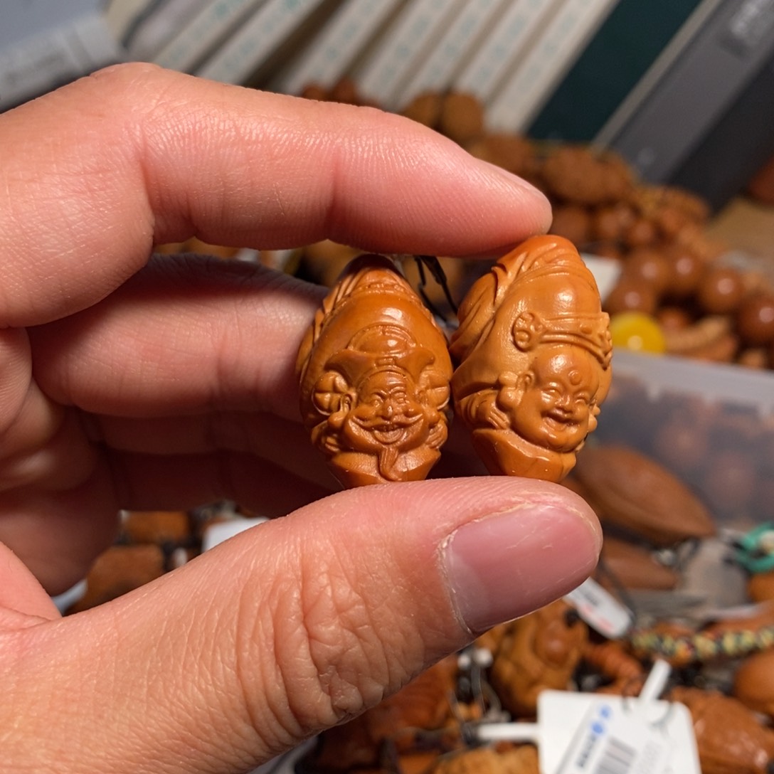 橄榄核手串/手链新年快樂