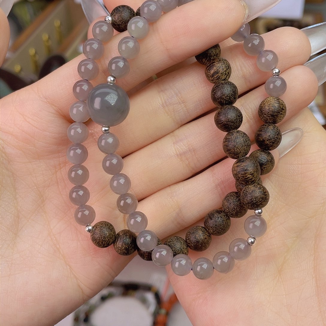 未镶嵌和田玉手链