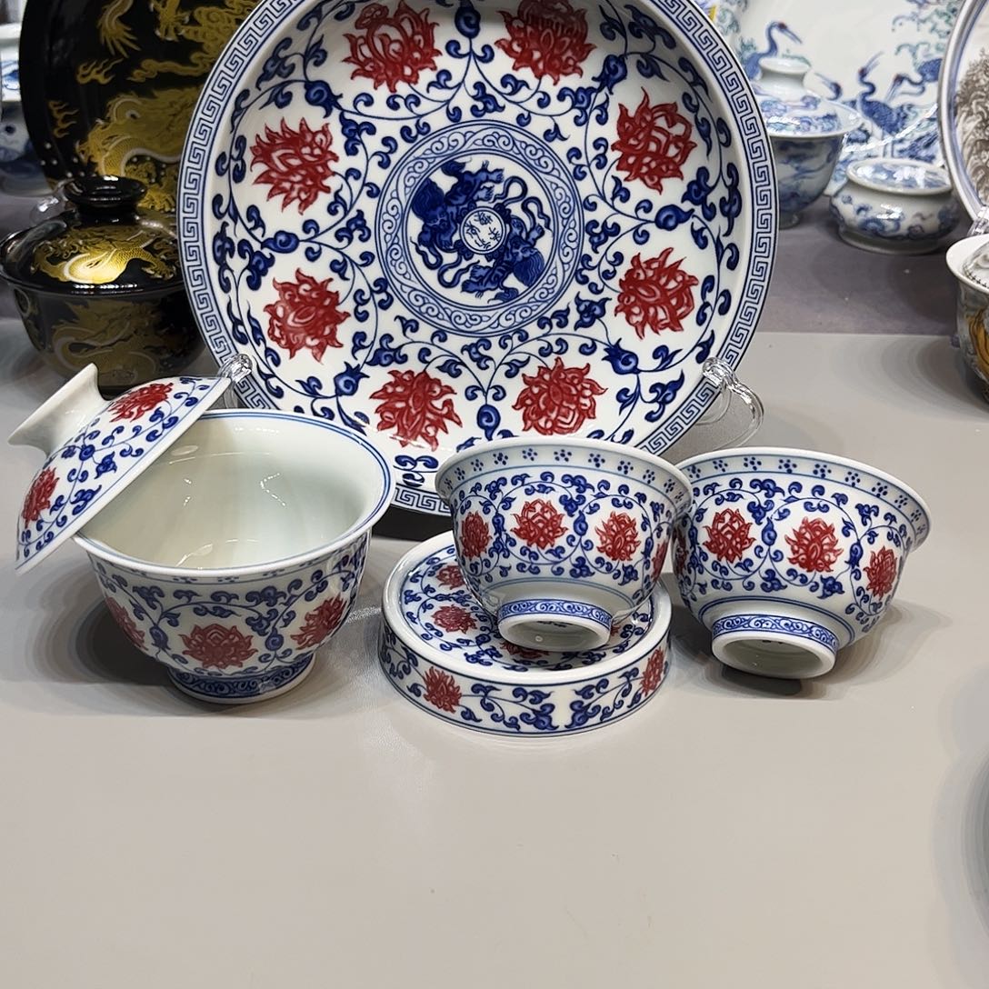 Y***景德镇陶瓷艺术家