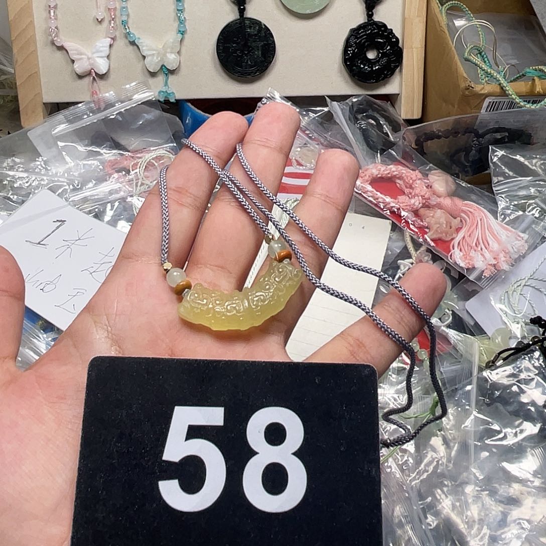 蛇纹石玉合金颈饰