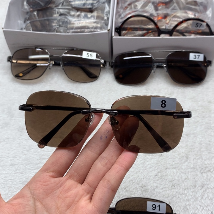 深茶色方圆款眼镜8