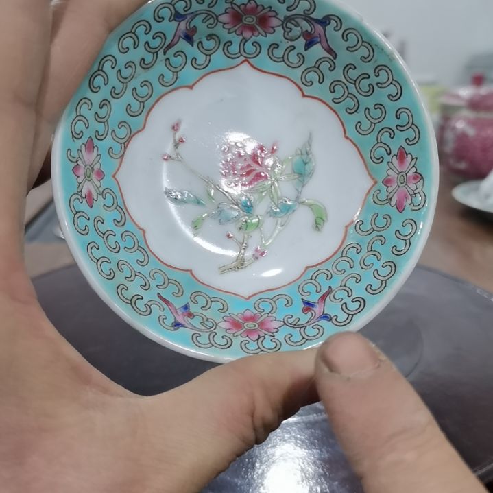 当代景德镇陶瓷工艺品伟*
