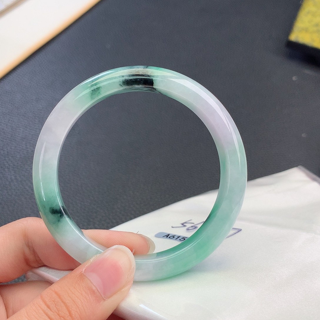 翡翠手镯未镶嵌57 翡翠手镯29