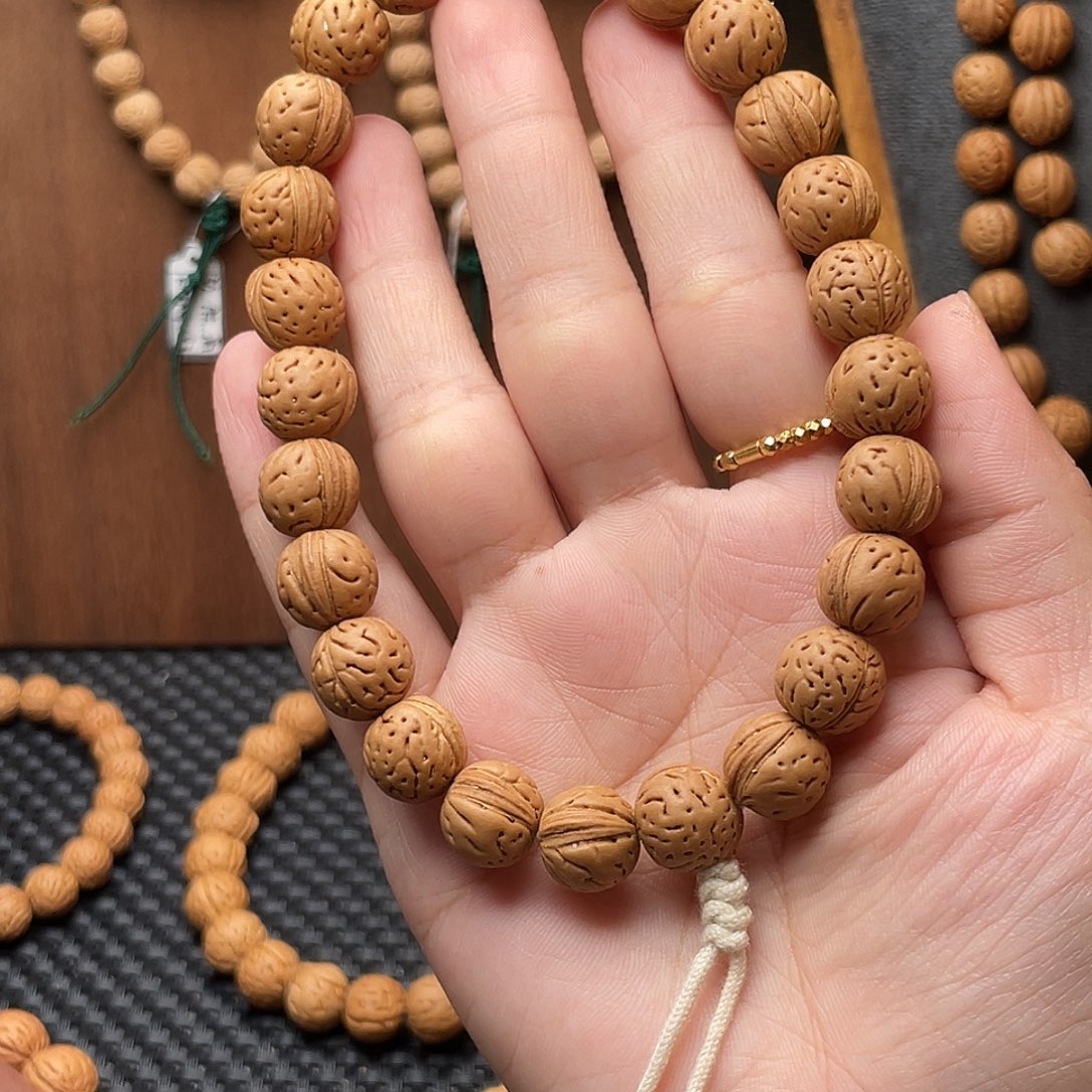 光***阳11加野生小金豆桃核手持