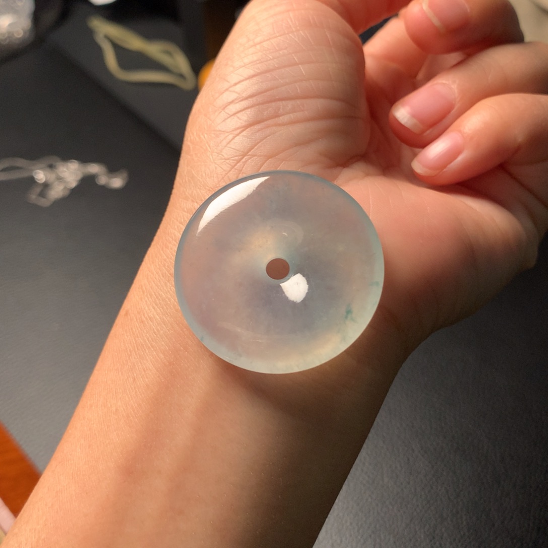 翡翠颈饰未镶嵌大尺寸平安扣