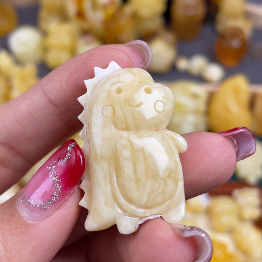 琥珀裸石未镶嵌蜜蜡