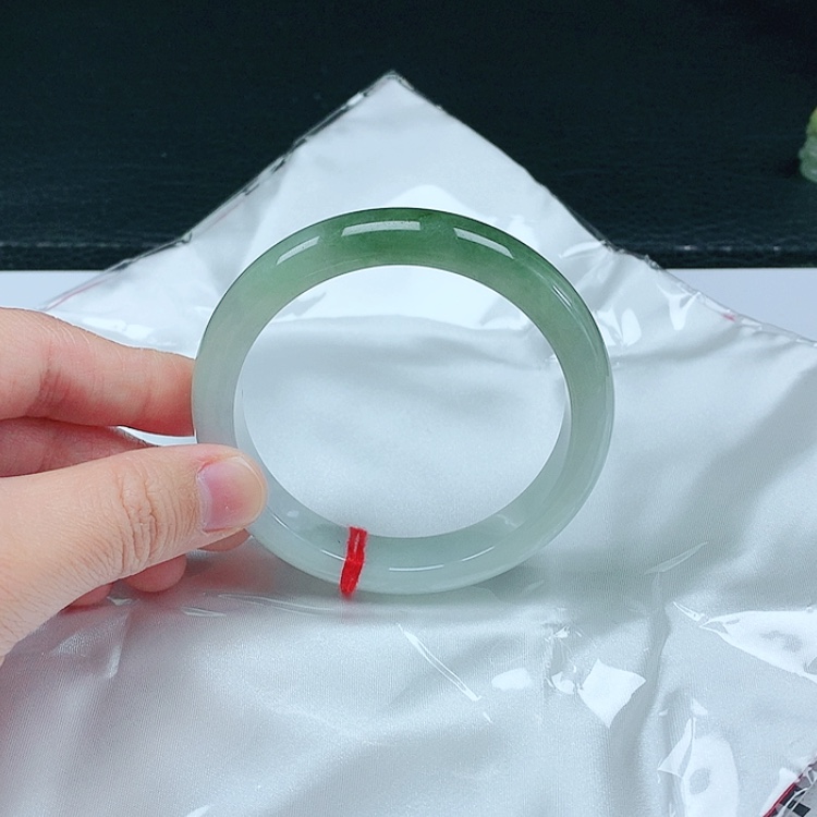 【闪购商品】翡翠手镯未镶嵌天然翡翠手镯
