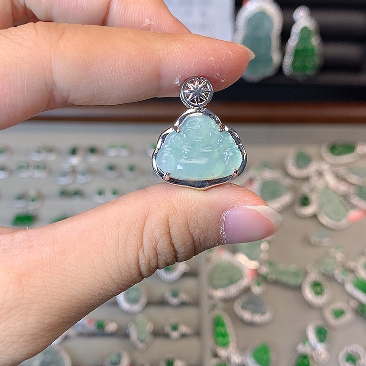 翡翠未镶嵌颈饰吊坠