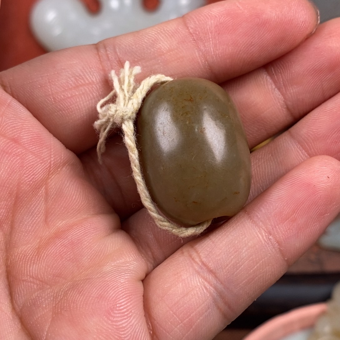 自***光非常精美得脖挂件