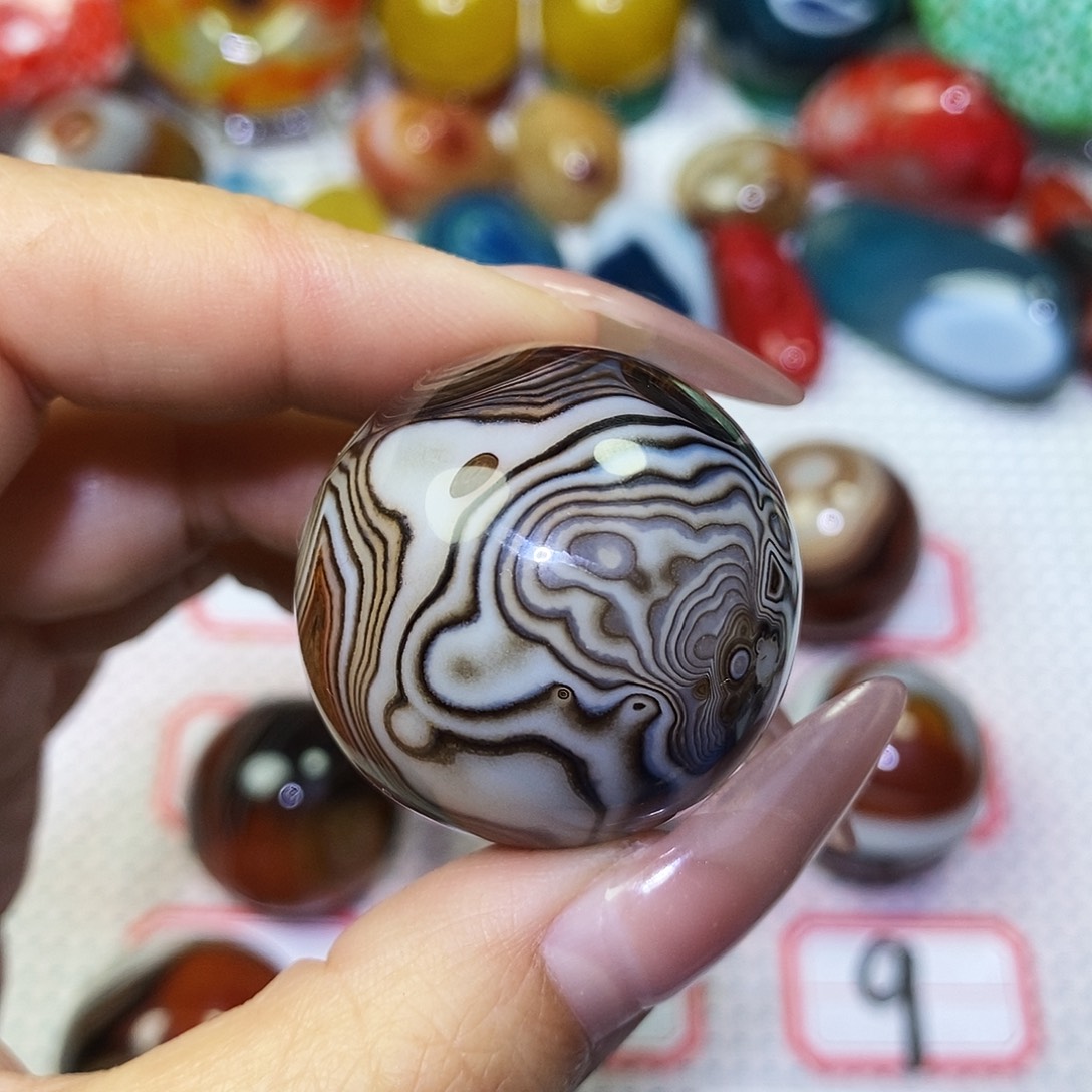 小***康玛瑙/玉髓未镶嵌珠宝奇石