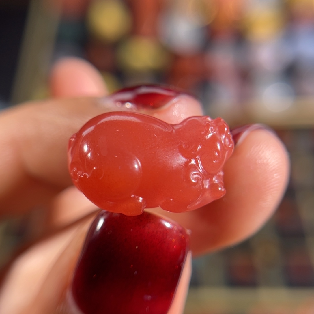 南红玛瑙大黑洞貔貅未镶嵌