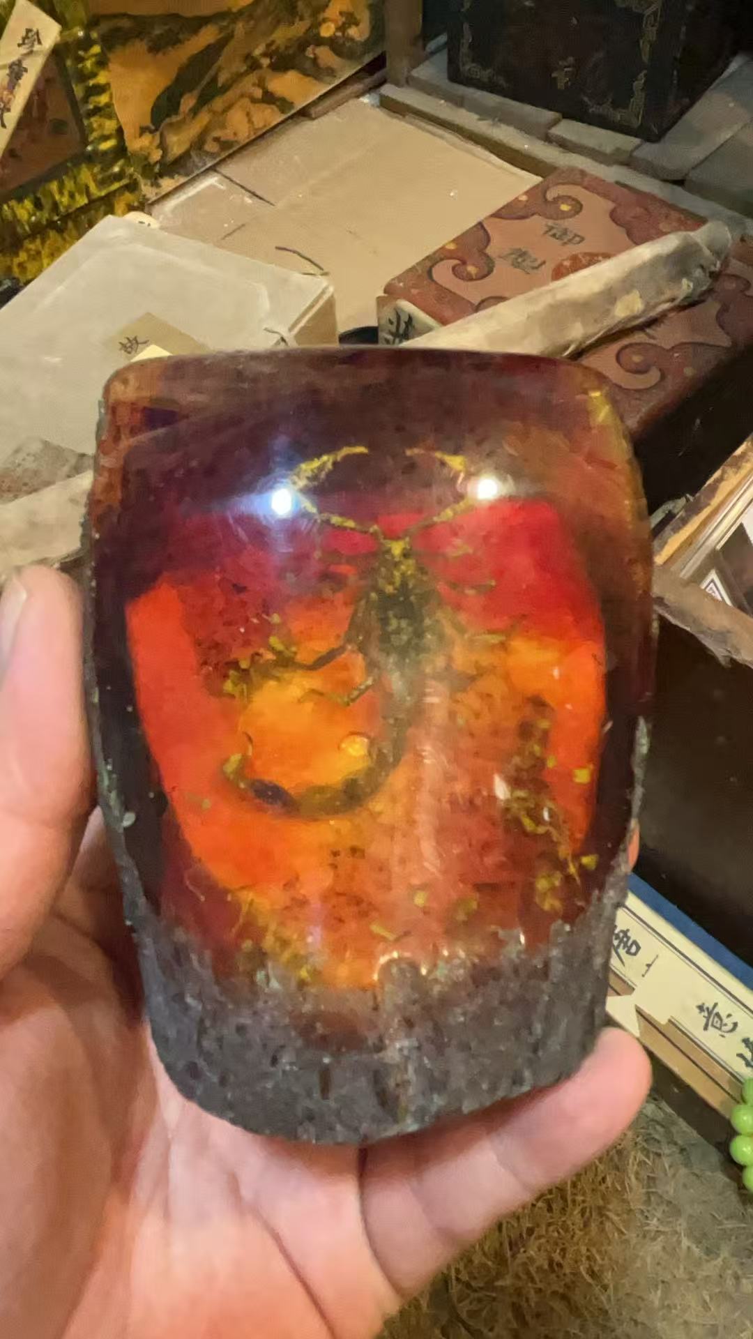 精品蝎子摆件一个