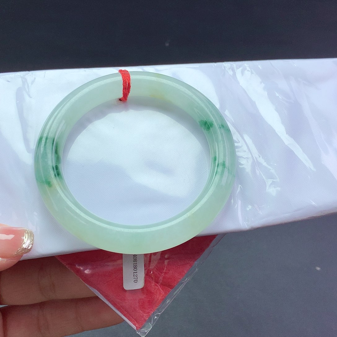 【闪购商品】翡翠手镯未镶嵌a 065800