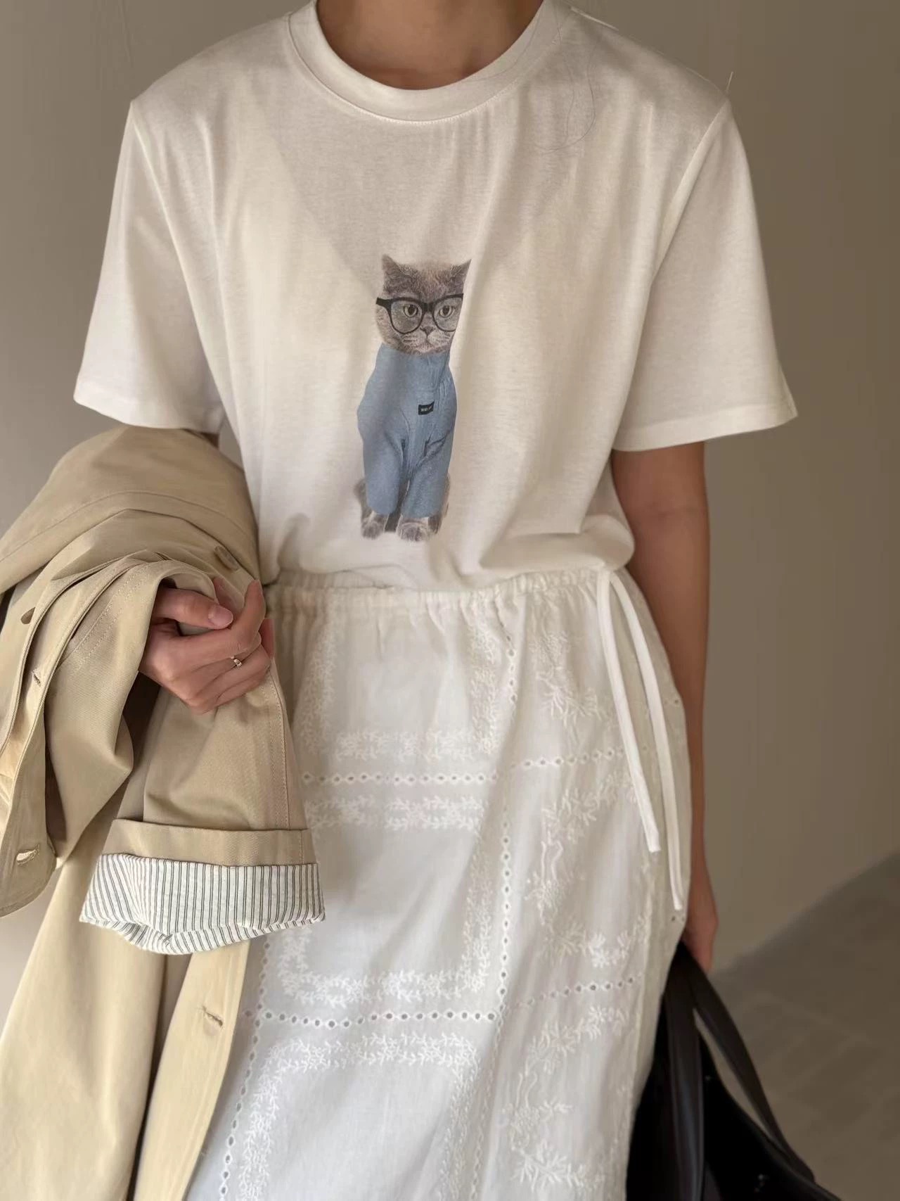 路一.韩国 Seoul代购 paparazzi 眼镜猫 短袖