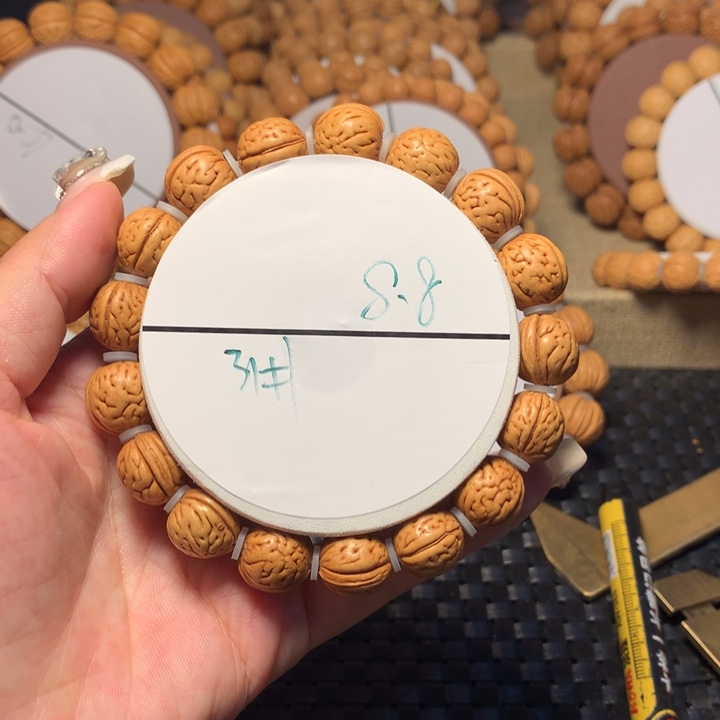 桃核手串新****院31号链接。。。。。。