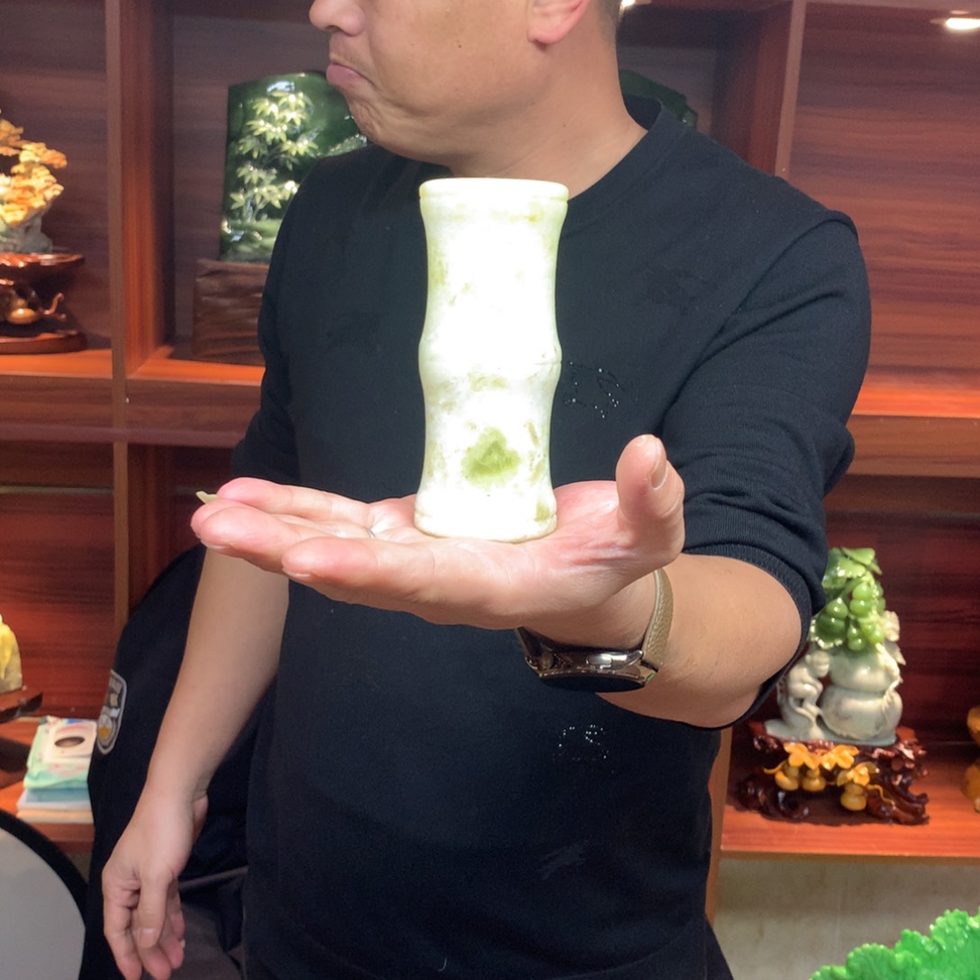 岫玉珠宝奇石未镶嵌青*