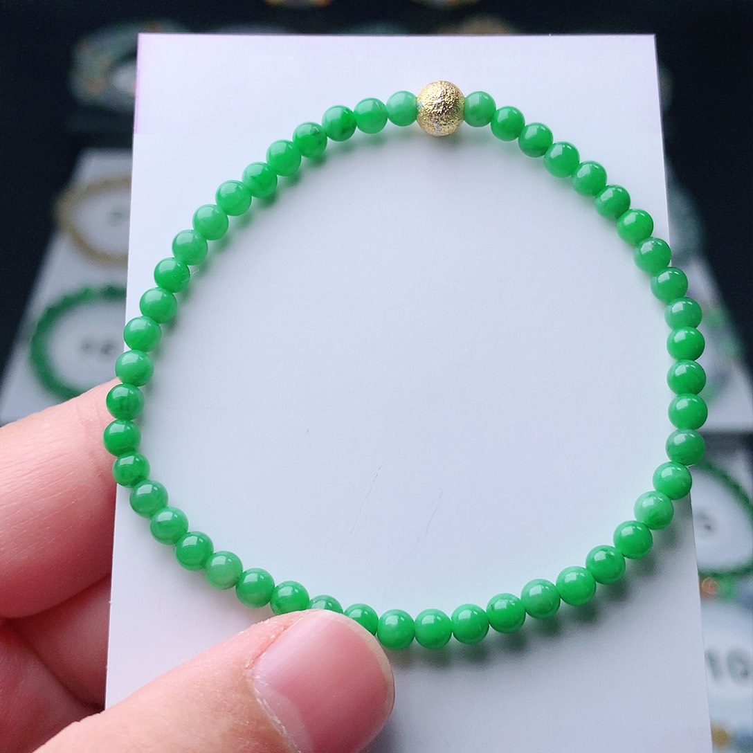 翡翠手串未镶嵌翡翠