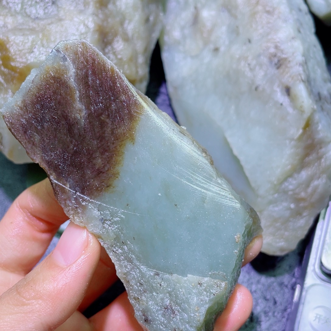 和田玉未镶嵌珠宝半成品