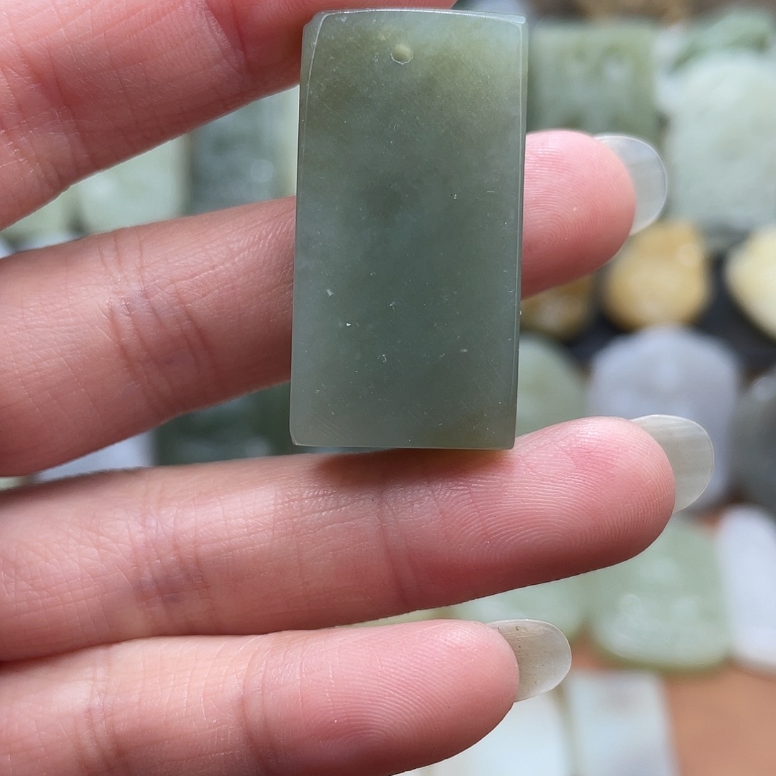 和田玉未镶嵌吊坠(不含链)