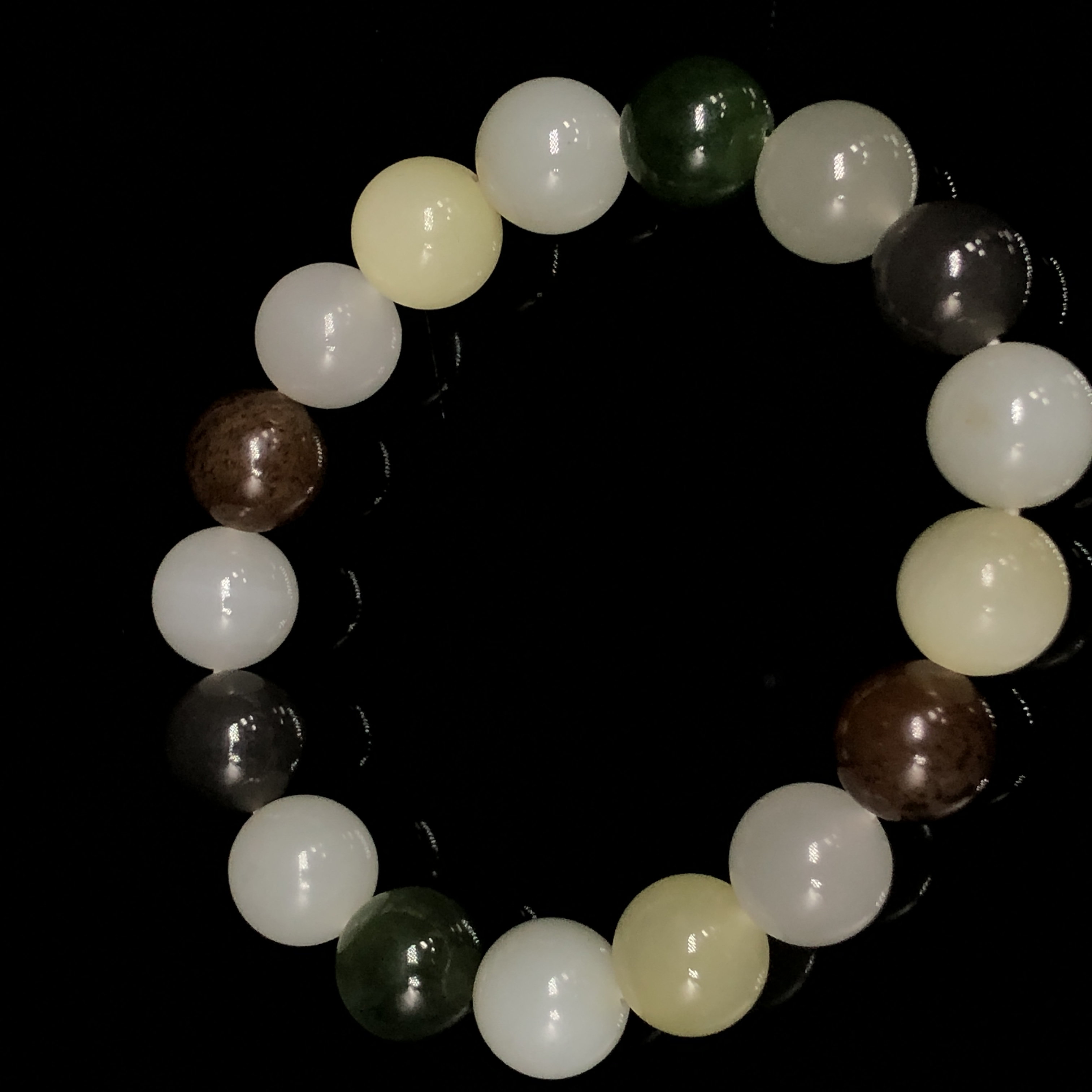 19和田玉多宝手串/701381保利厦门拍卖