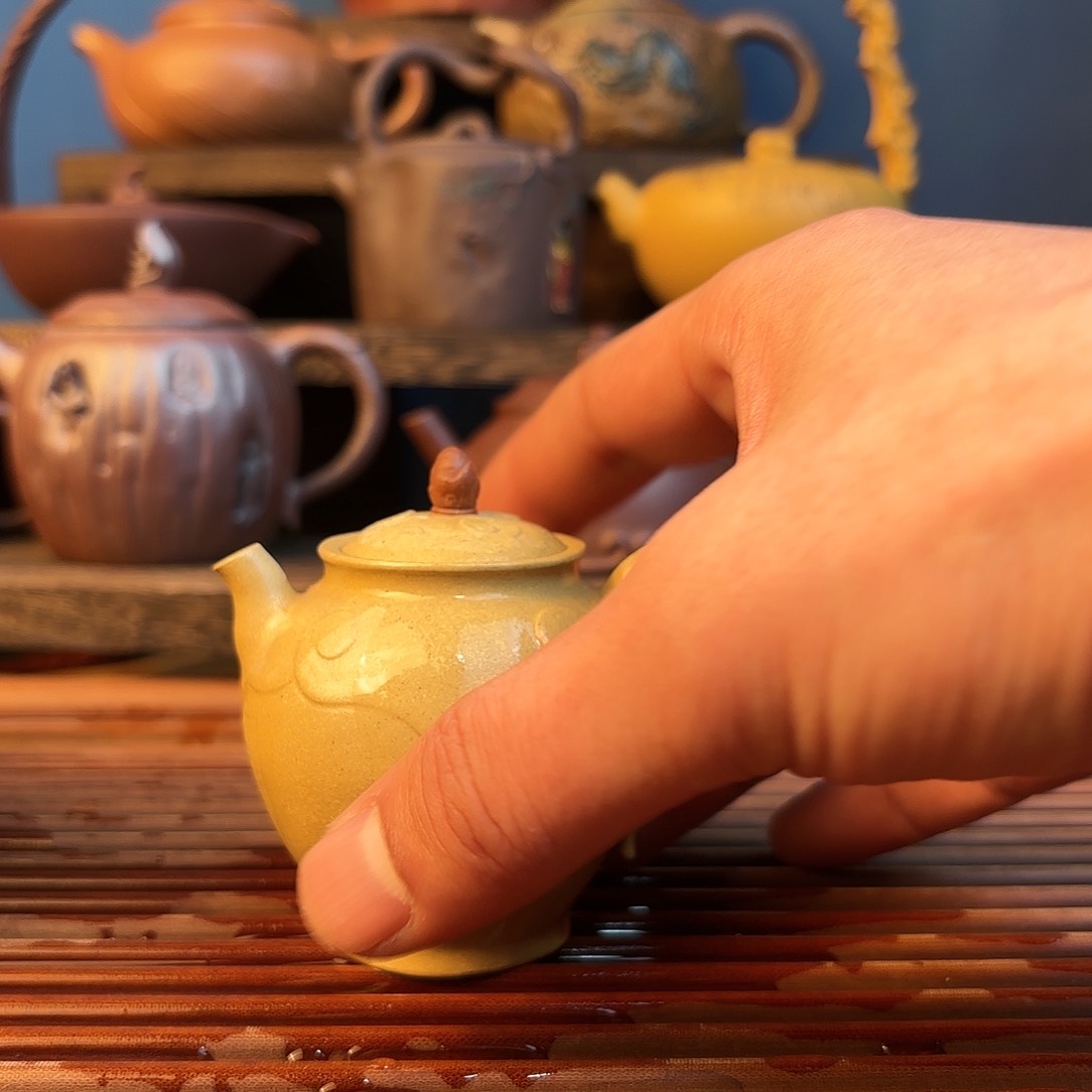 原矿本山段泥紫砂壶小如意