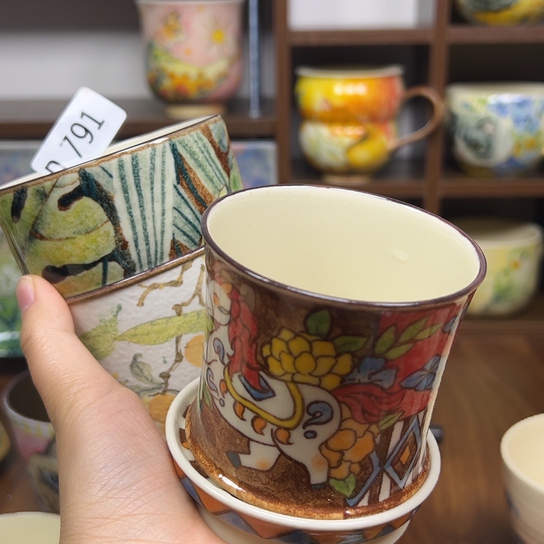 梦***袋陶摆件原创手绘高温釉下彩