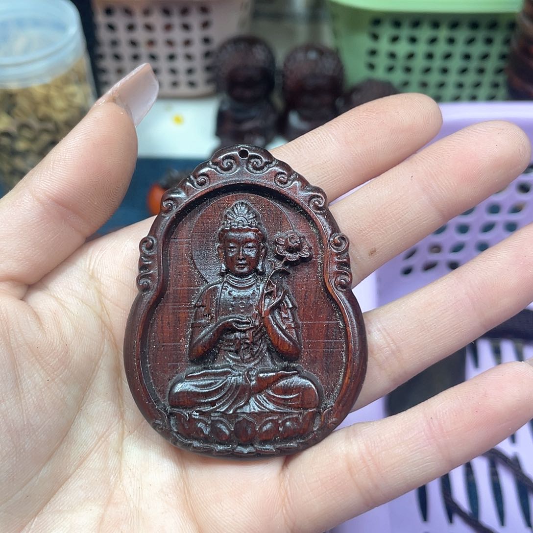 维腊木（绿檀）无事牌