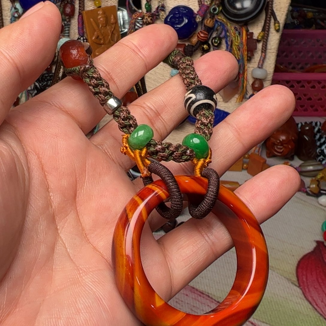 玛瑙/玉髓颈饰未镶嵌