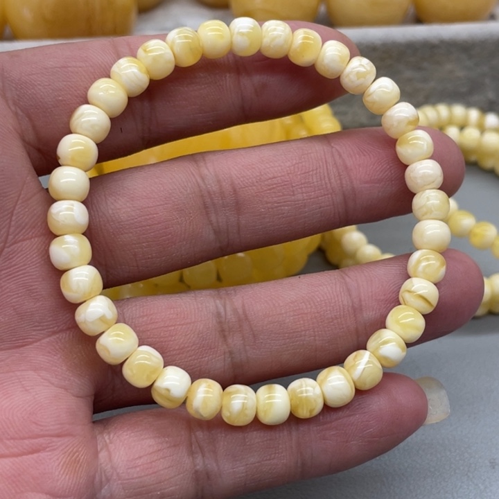 琥珀未镶嵌裸石手串