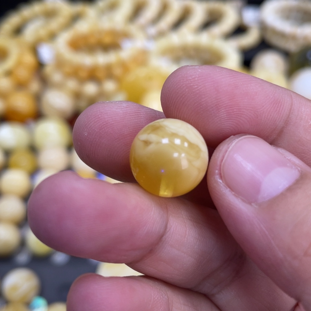 裸石蜜蜡未镶嵌14mm瑕疵福利款
