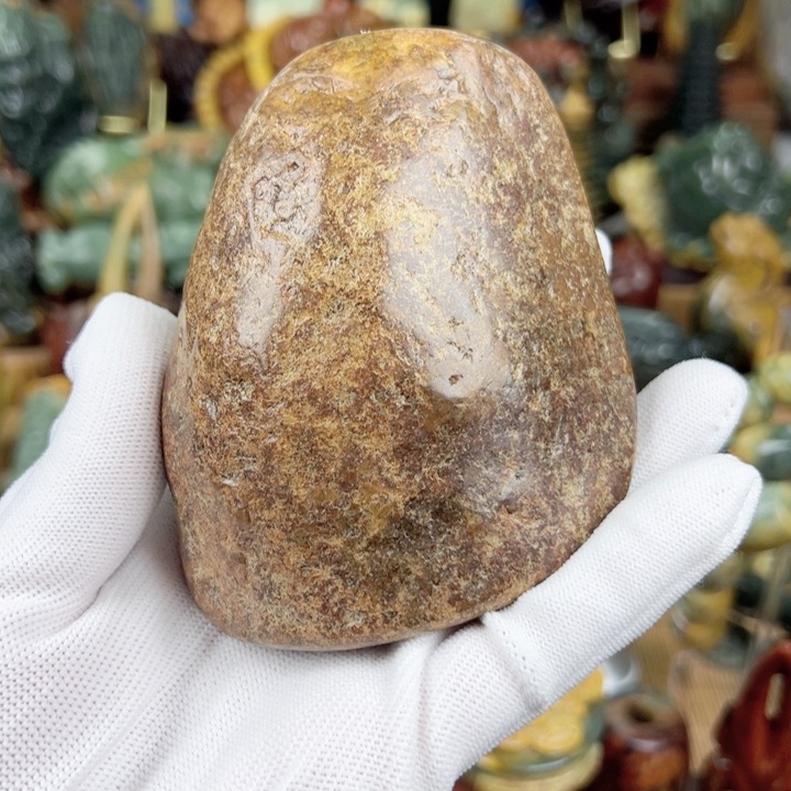 岫岩河磨玉（透闪石质玉）把件未镶嵌