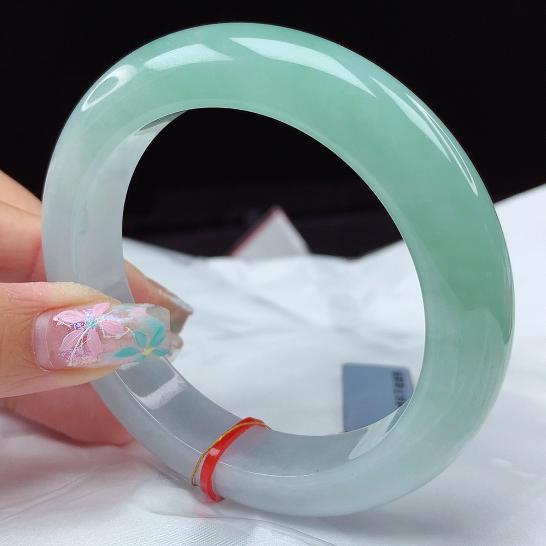 翡翠手镯未镶嵌55圈2186