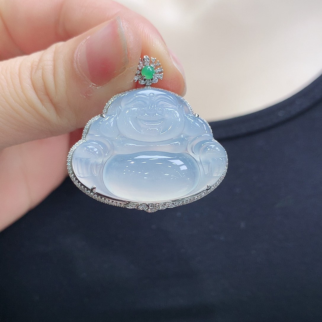 翡翠颈饰18K金镶嵌佛公