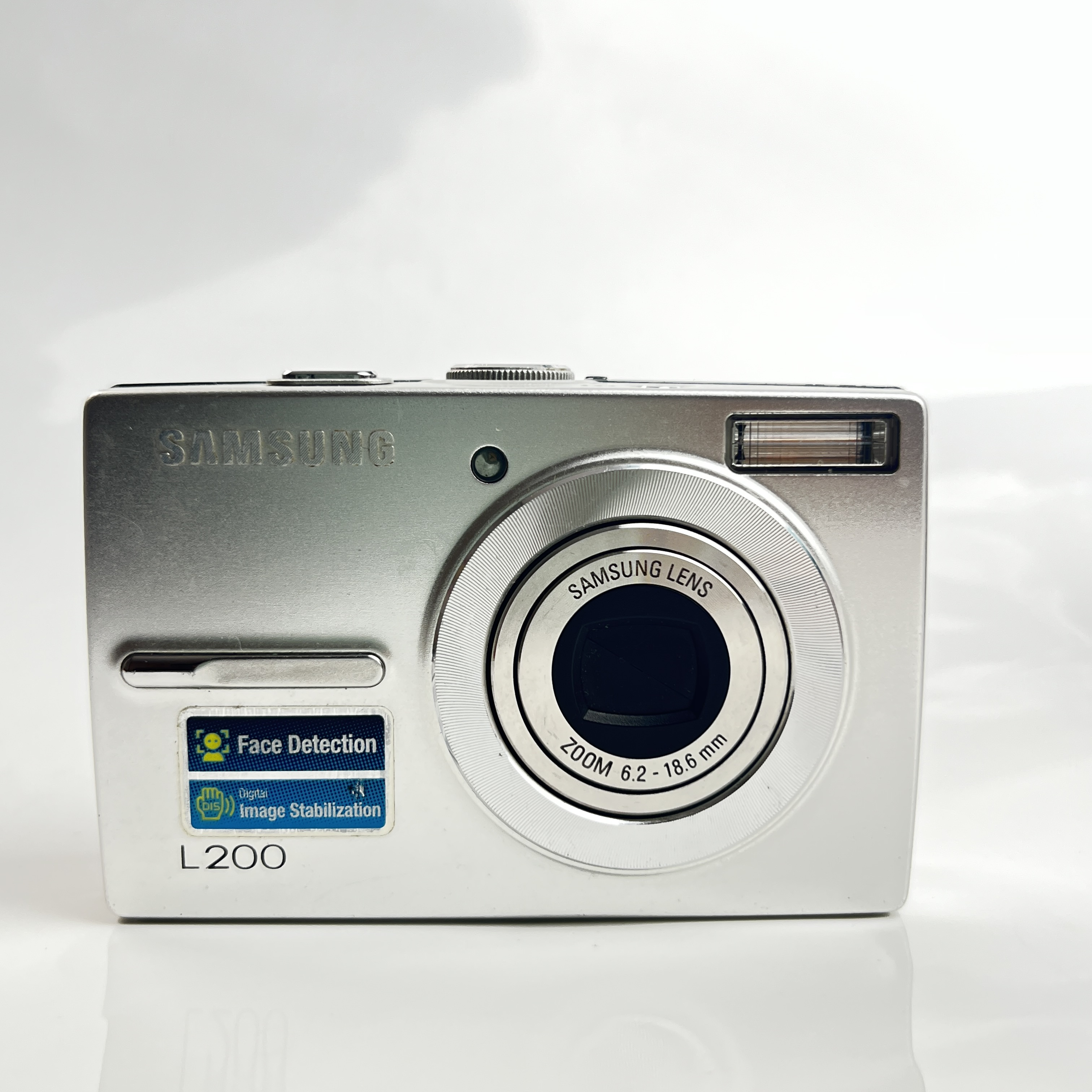 95新 Samsung/三星 l200银1020 万像素3倍变焦ccd数码相机