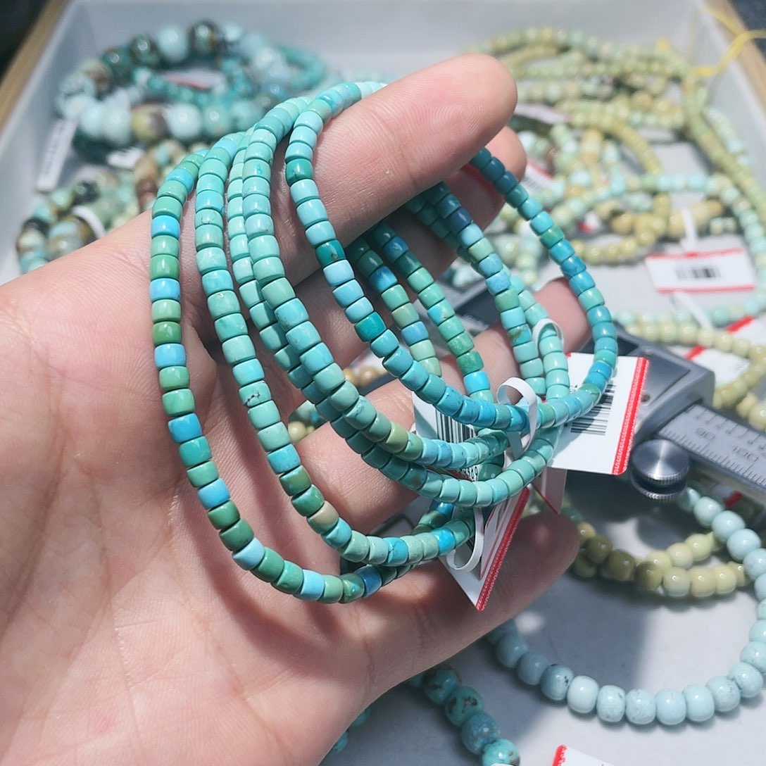 绿松石其他未镶嵌贫****道