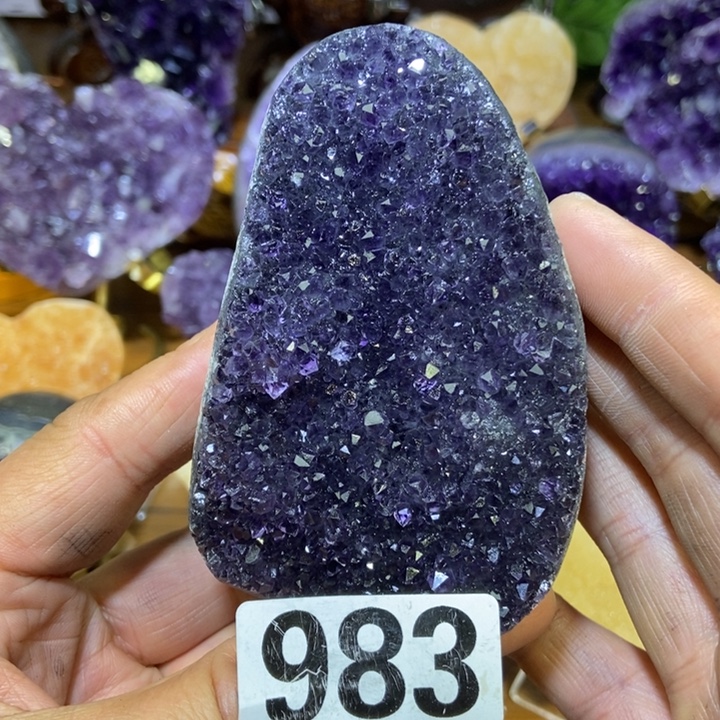 紫晶未镶嵌大型摆件（非配饰）