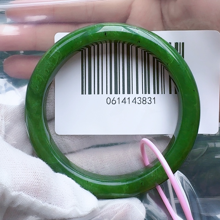 和田玉（碧玉）手镯未镶嵌6263包容