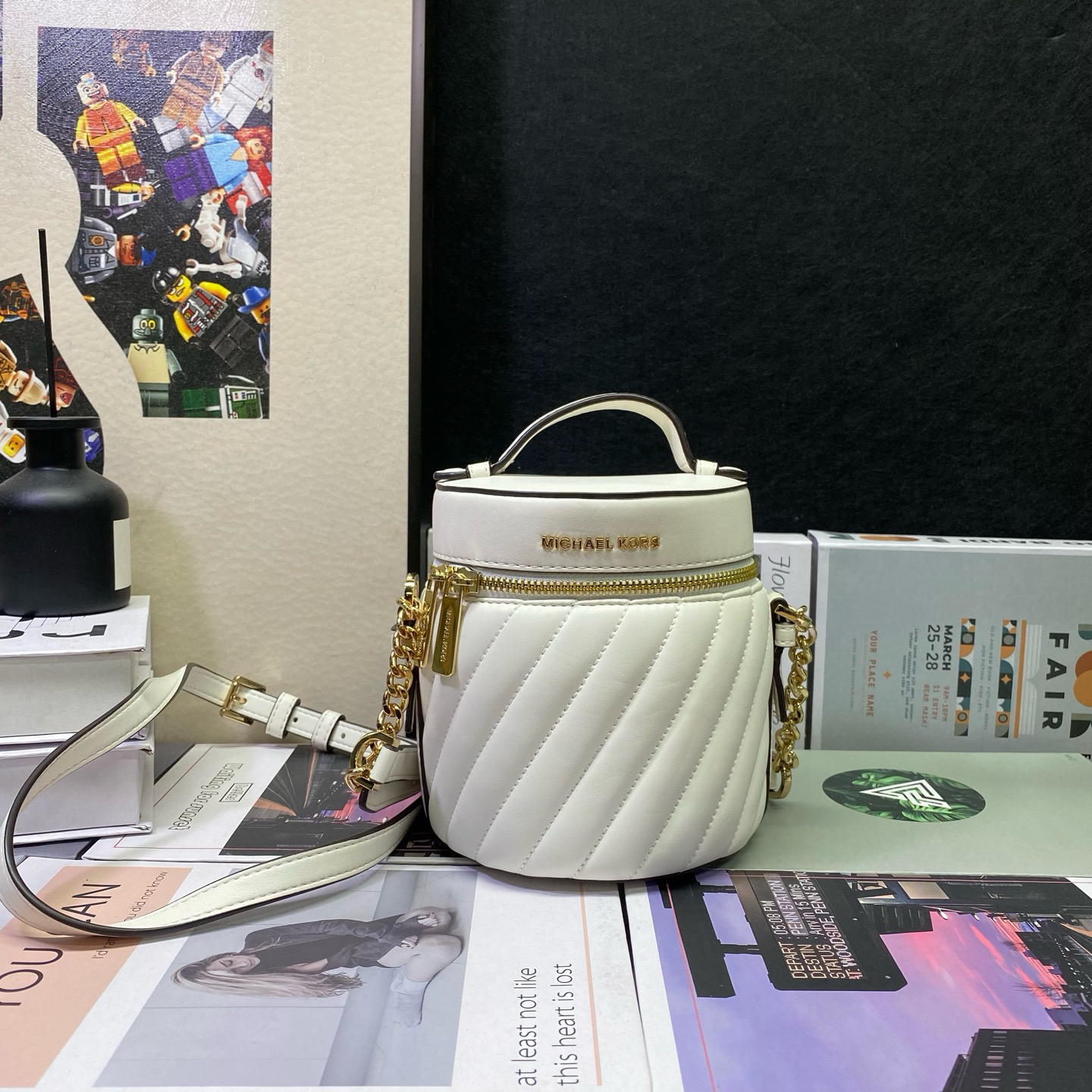 95新 MICHAEL KORS/迈克高仕 23385斜挎包13*16