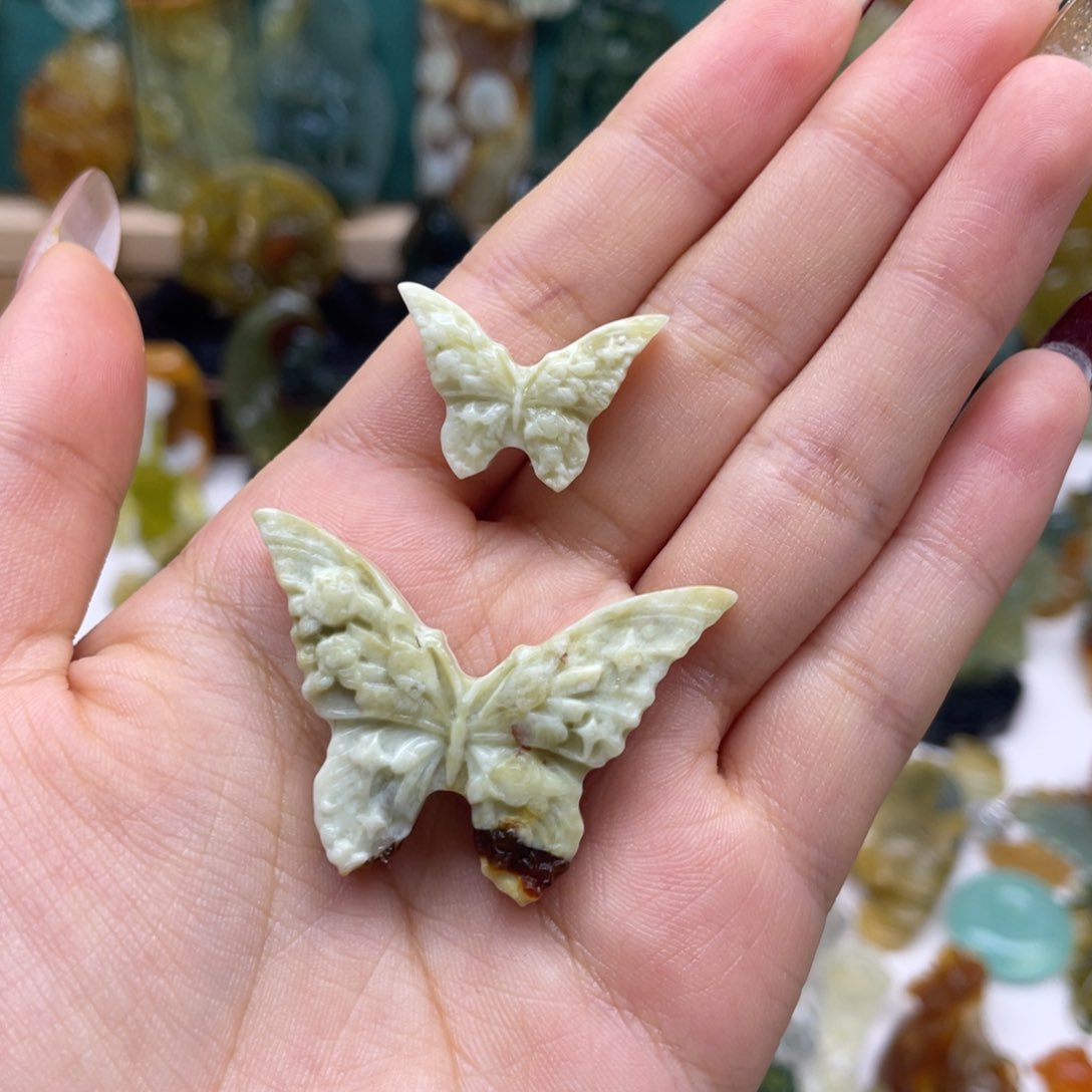 蛇纹石玉吊坠(不含链)未镶嵌