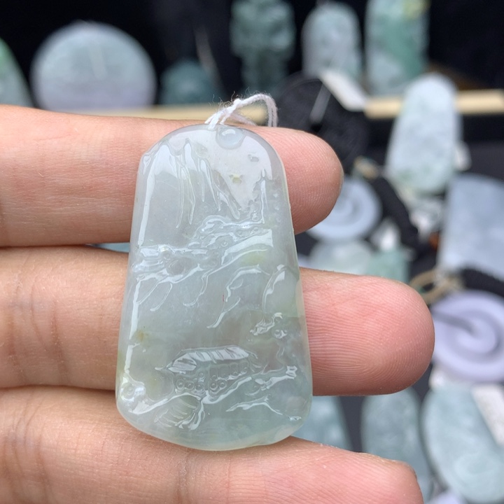 翡翠吊坠(不含链)未镶嵌