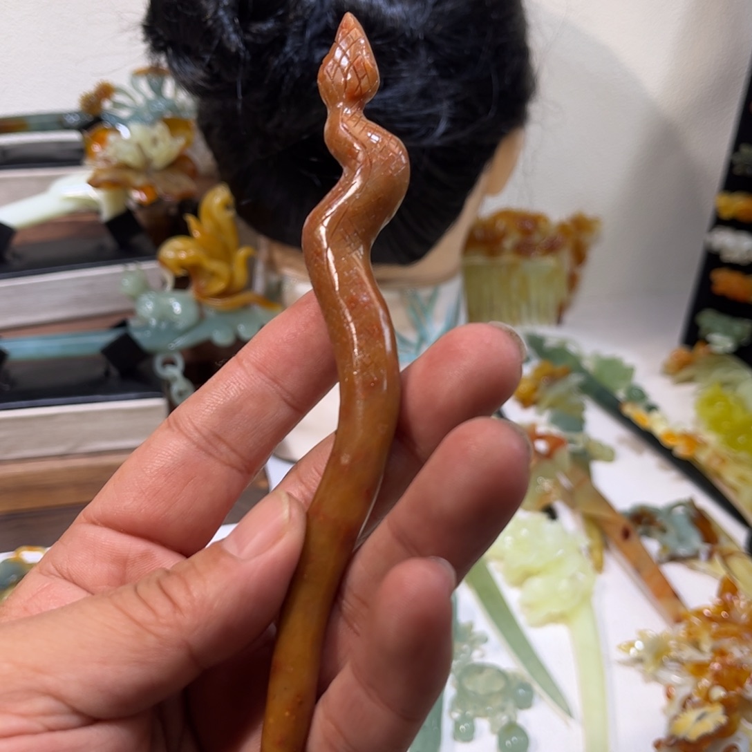 蛇纹石玉发簪合金
