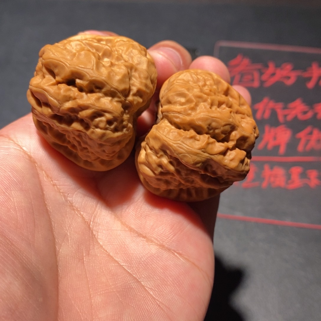 吊坠文玩核桃自***里23300000000