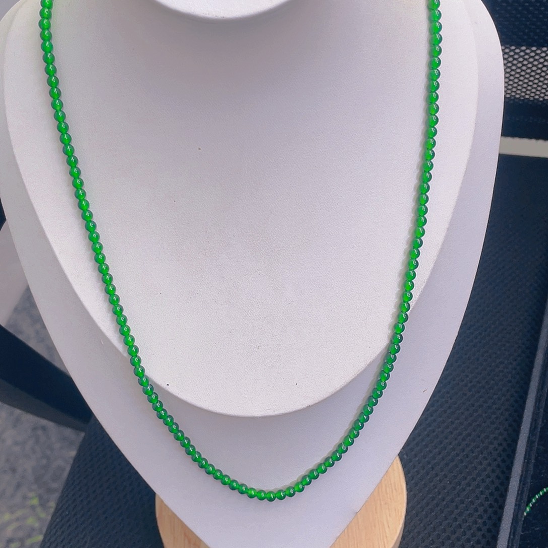 翡翠未镶嵌颈饰卡4