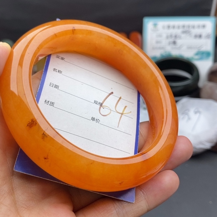 未镶嵌手镯石英质玉