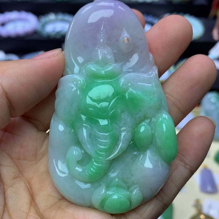 翡翠手链未镶嵌翡翠 