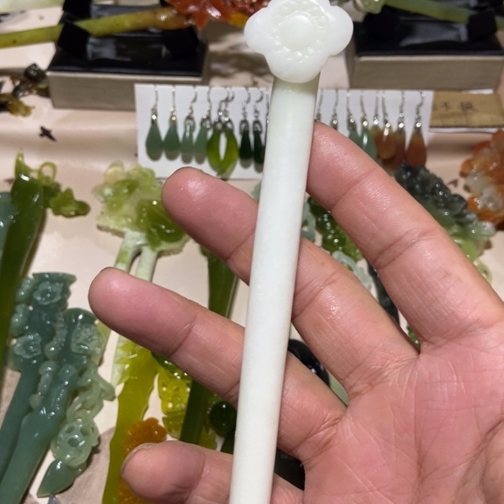 蛇纹石玉发簪未镶嵌